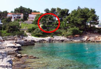 Apartments by the sea Basina, Hvar - 542 has Balcony rooms