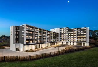 Quest Bella Vista has Balcony rooms