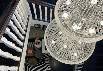 Smithgrove Guesthouse allows 18 year olds to book a room