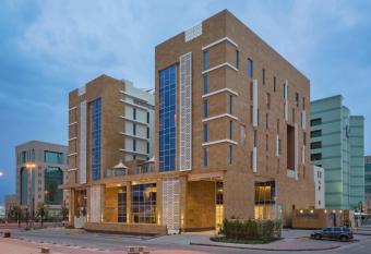 Awfad Hotel has rooms with a private hot tub