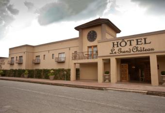 Le Grand Chateau Hotel has Balcony rooms