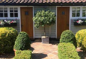 The Black Horse at Ireland allows 18 year olds to book a room