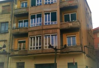 San Roque 18 has Balcony rooms