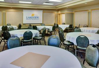 Lakeview Gimli Resort has Balcony rooms