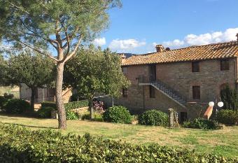 Casa Vacanza La Ginestra Paciano has Balcony rooms