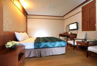 Incheon Airporthotel Airstay allows 18 year olds to book a room