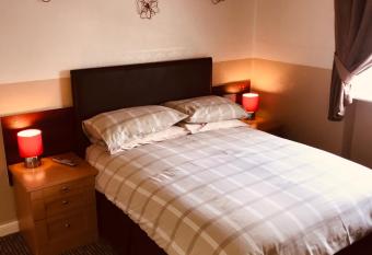 Spalite Hotel allows 18 year olds to book a room