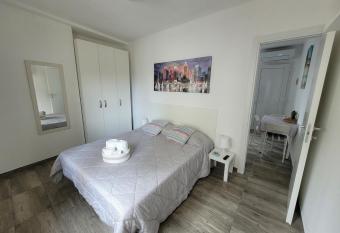 Arnica Apartment has Balcony rooms