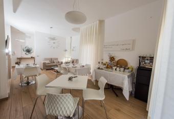 B&B Aries has Balcony rooms