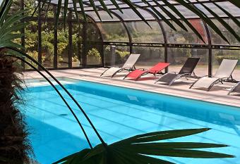 Kyriad Prestige Residence & Spa Cabourg-Dives-sur-Mer allows 18 year olds to book a room