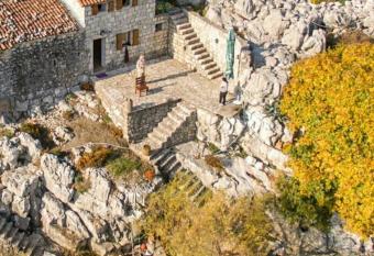 Holiday home Radu   has Balcony rooms