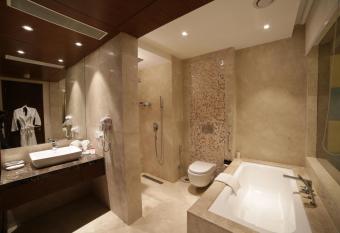 The P L Palace Agra allows 18 year olds to book a room