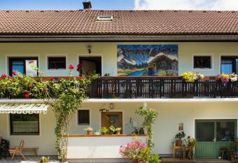 Pension Stausee has Balcony rooms