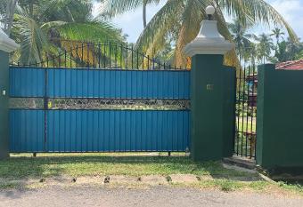 Bentota Villa allows 18 year olds to book a room