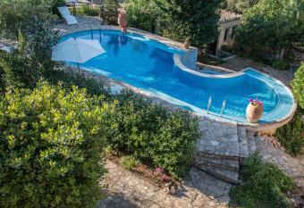 Antheia Houses has Balcony rooms