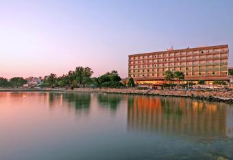Crowne Plaza Limassol, an IHG Hotel allows 18 year olds to book a room
