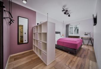 Salzburg Topside Apartment has Balcony rooms