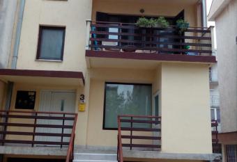 Apartment Viktor stan na dan has Smoking rooms