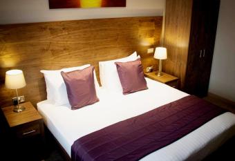 The White Hart allows 18 year olds to book a room