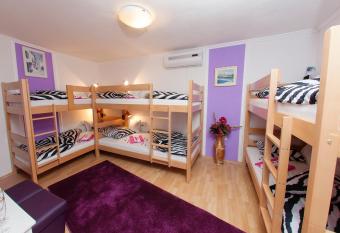 Hostel Mirror allows 18 year olds to book a room