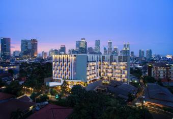 Ayaka Suites has Balcony rooms