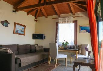 Elena s House allows 18 year olds to book a room