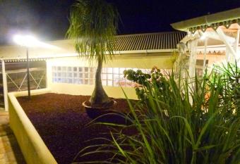 La R  sidence des Caf  iers - Le Tampon allows 18 year olds to book a room