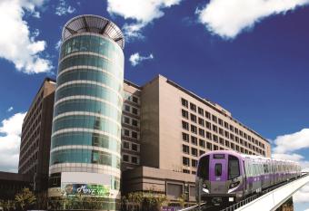 Fullon Hotel Taoyuan Airport Access MRT A8 allows 18 year olds to book a room