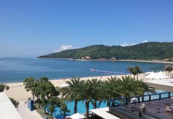 Xiaojing Bay Haige Hotel has Balcony rooms