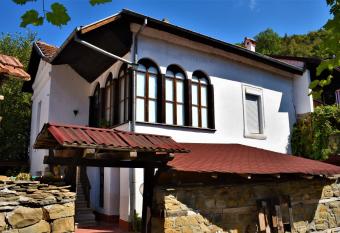 Hotel Bilyana has Balcony rooms
