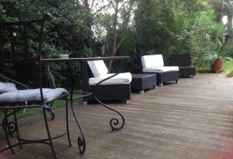 La Mandarinette has Balcony rooms