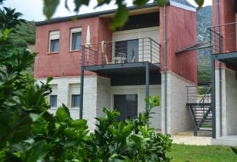 Glykis Ear has Balcony rooms