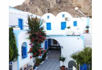 Anna Maria Rooms Santorini has Balcony rooms