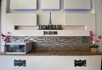 Hotel Paris allows 18 year olds to book a room