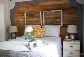 Lazy Z Resort allows 18 year olds to book a room