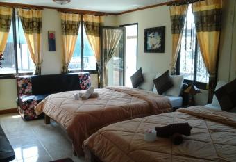 Kohkaew Village 1 @ Koh Samet has Balcony rooms