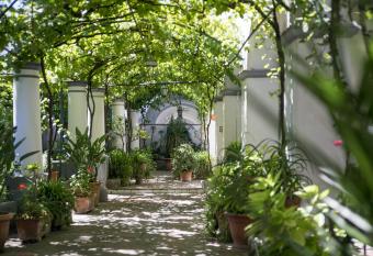 Elisir B&B has Balcony rooms