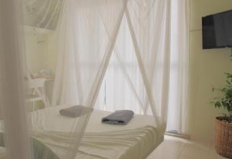 Secret Garden Galle Fort has Balcony rooms