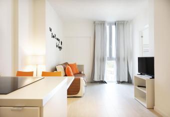 Yourbanflat Eremitani allows 18 year olds to book a room