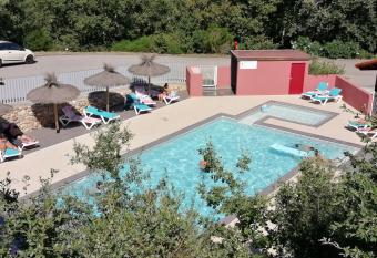 Camping Mas Llinas has Balcony rooms