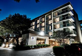 Doubletree By Hilton Head has Balcony rooms