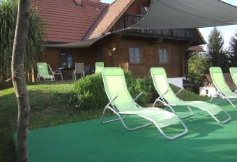 Blockhaus Familie Raidl has Balcony rooms