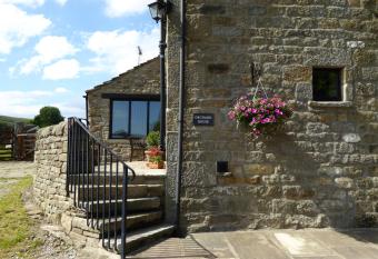 Orchard House Bed and Breakfast allows 18 year olds to book a room