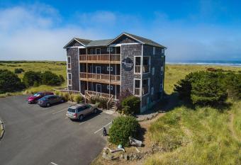 Inn At Discovery Coast has Balcony rooms