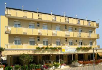 Hotel La Capinera has Balcony rooms