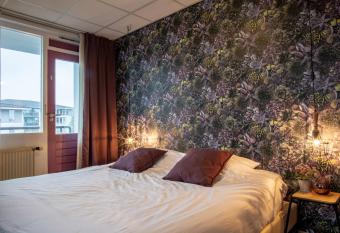 Hotel Villa Flora has Balcony rooms