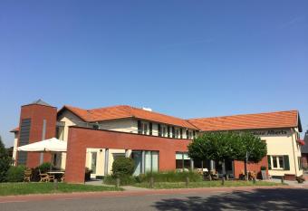 Landhotel Alberts allows 18 year olds to book a room