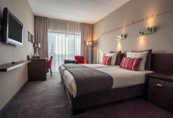 Hampshire Hotel - Delft Centre has Balcony rooms