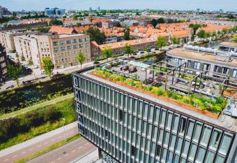 Hotel Casa Amsterdam allows 18 year olds to book a room