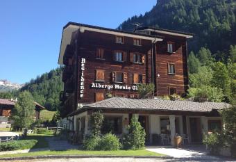 B&B Monte Giove Formazza has Balcony rooms